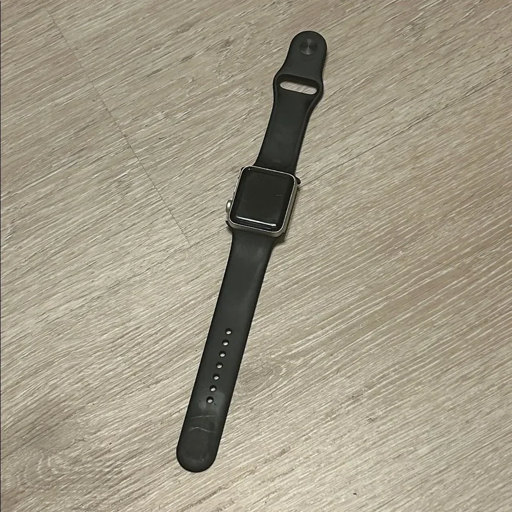 Apple Watch Series 3 Black Silicone Band LOCKED